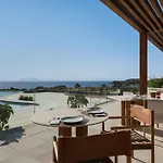 Vione Paros 酒店