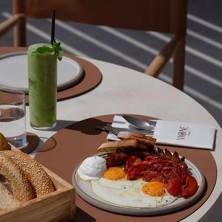 Szálloda Vione Paros 5*