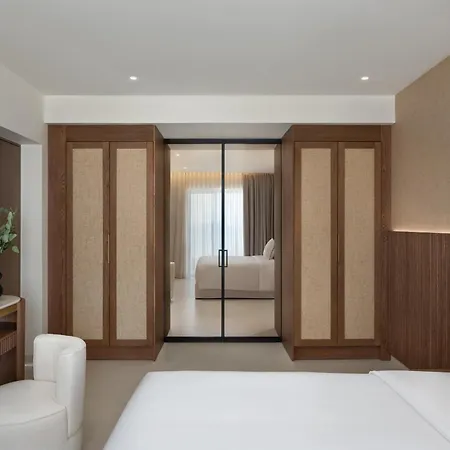 Vione Paros 5*