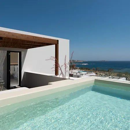 Vione Paros 5*
