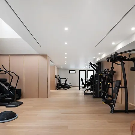 Vione Paros 安倍拉斯